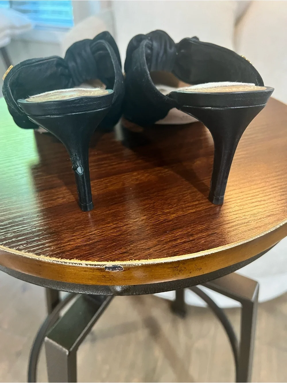 Tory Burch Black Pointed Toe Bow Slingback Heels. Size 9.5